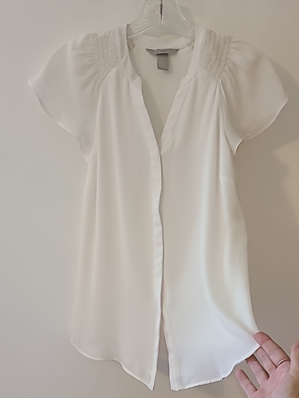 H&M Pleated Front Flutter Sleeve Blouse White Split V-Neck Chiffon Top